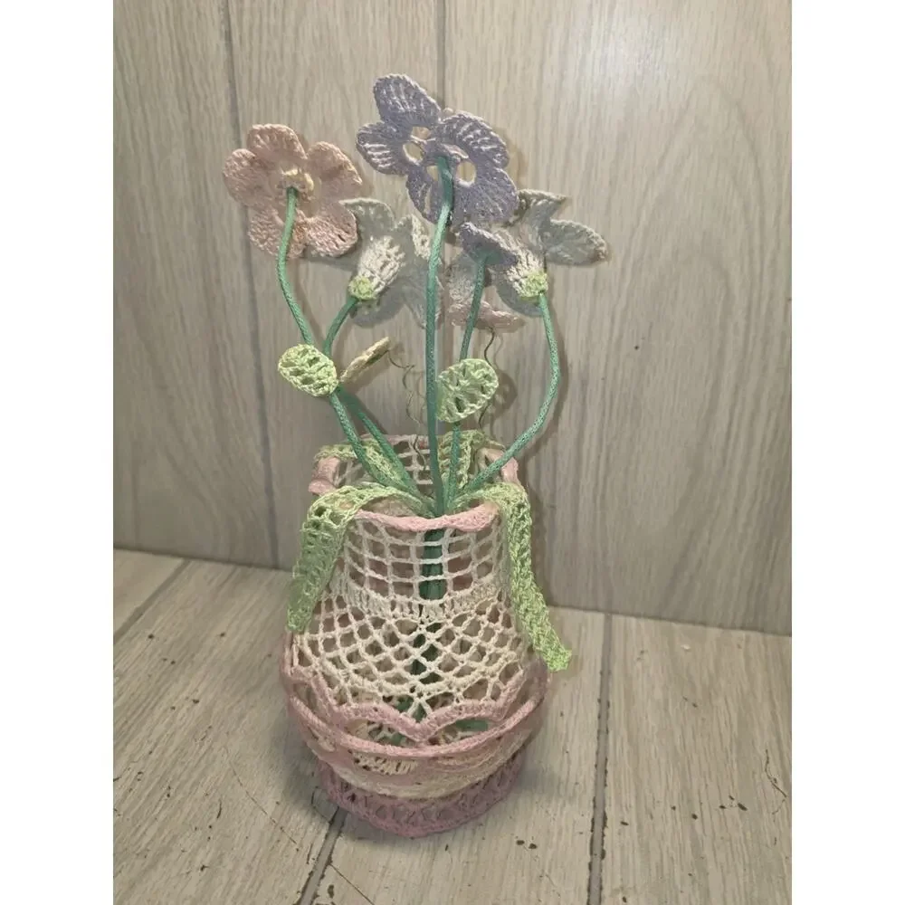 Vtg Crocheted Vase With Pastel Flowers Handmade Heritage Boho Cottagecore Read